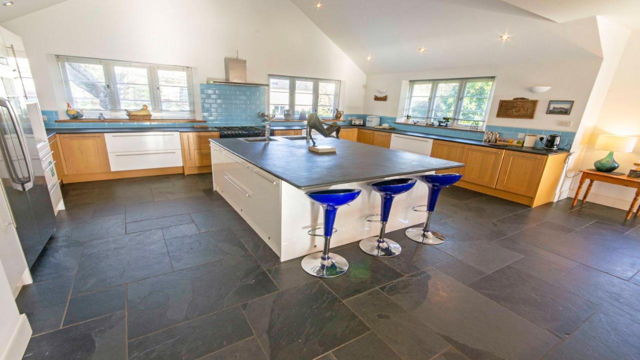 Crowborough Farm - Impressive & Sophisicated Home Surrounded By Unspoilt Countryside In Georgeham - Dog Friendly, Sleeps 14 מראה חיצוני תמונה